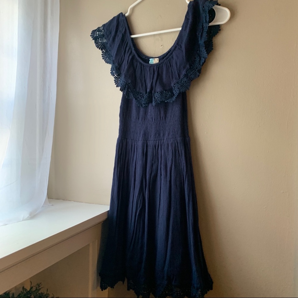 Francesca’s off-the-shoulder dress